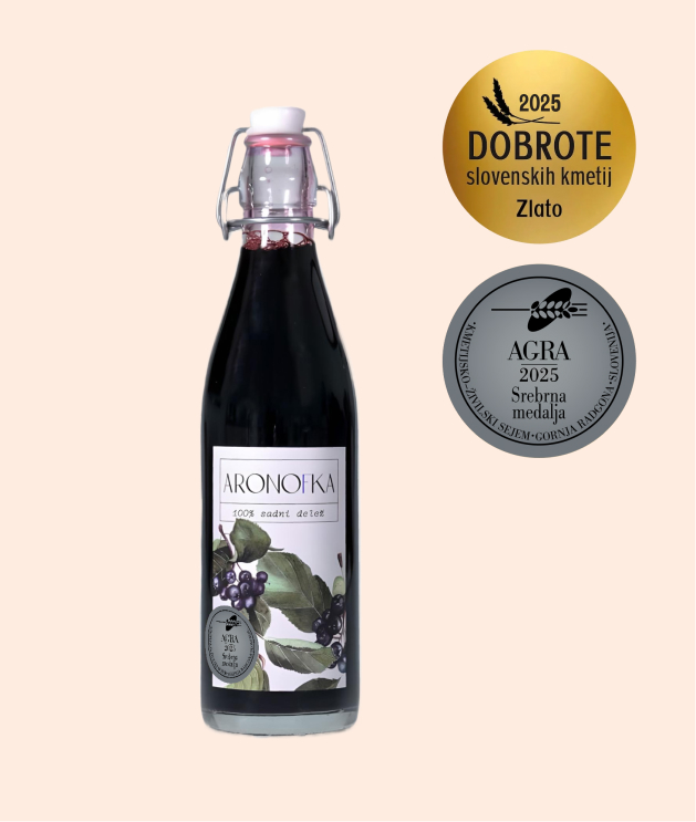 Aronijin sok Aronofka je 100% sadni sok z medaljama Agra 2025 in Dobrote slovenskih kmetij.